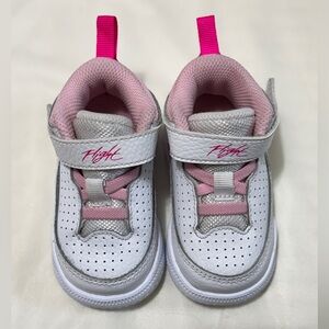 Baby Nike Jordan size 3.5